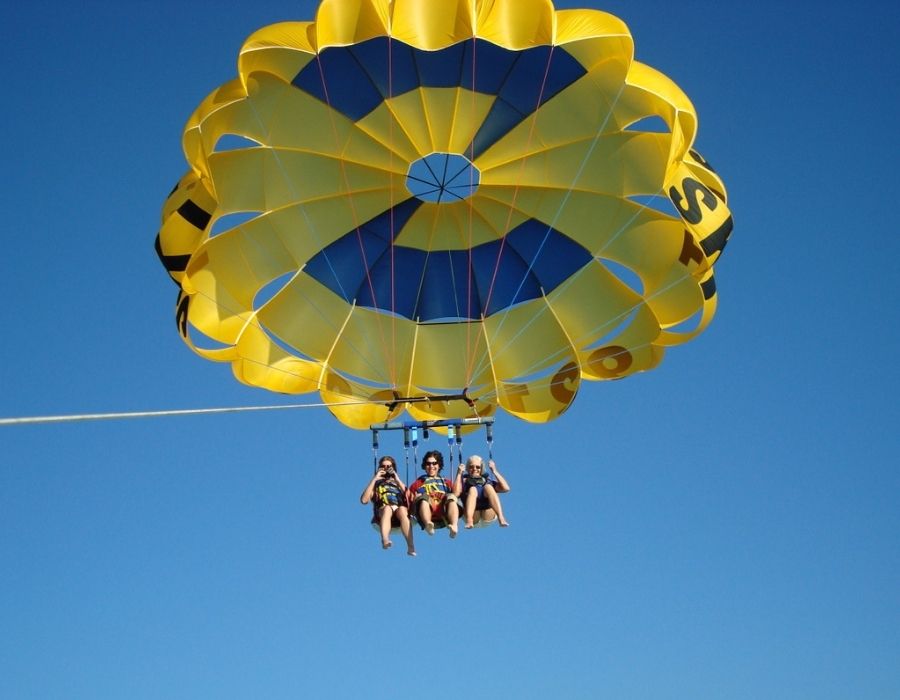 parasailing