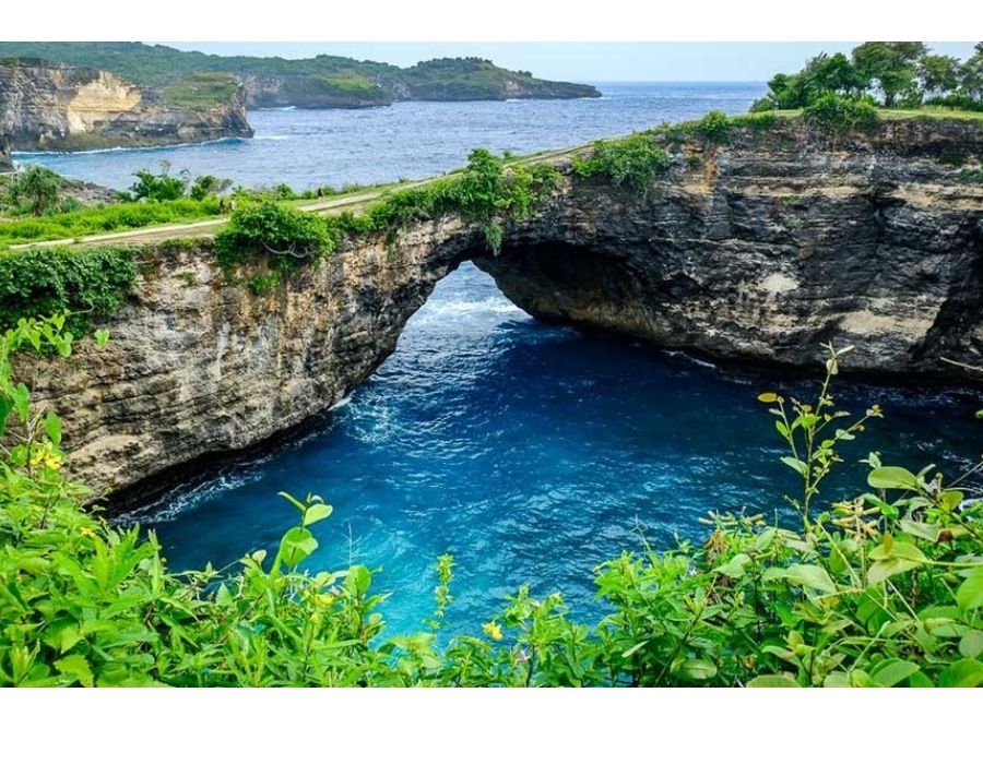 broken beach Nusa Penida