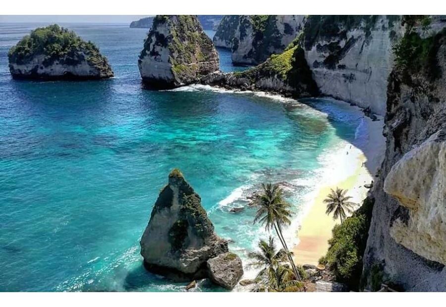 Nusa Penida beach